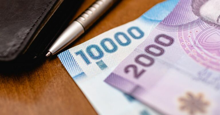 Chilean peso (CLP), money from Chile