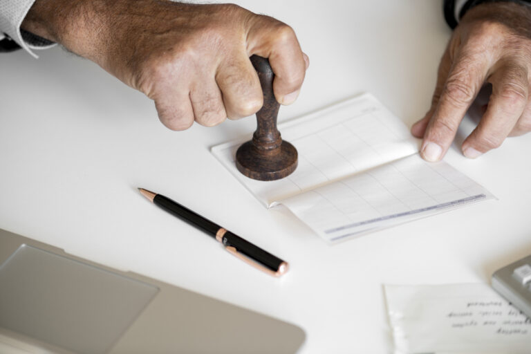 How Can Foreign Investors Use France Form 5000 & 5001 to Recover Dividend WHT?